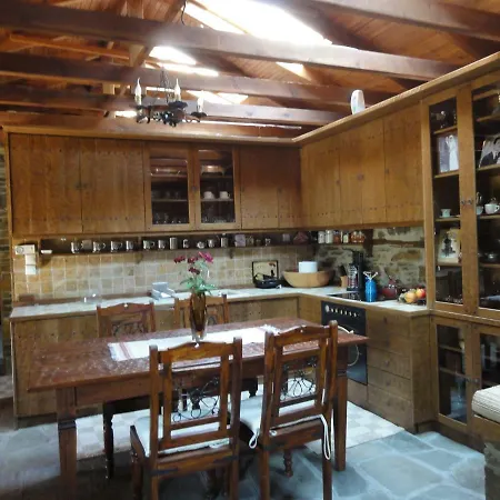 Lagos * Palaiokastron (Macedonia)