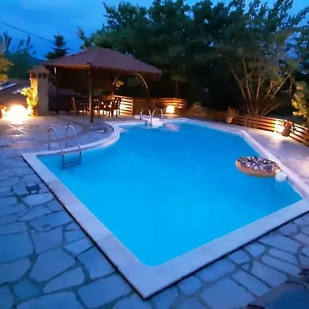 Lagos Villa Palaiokastron (Macedonia)